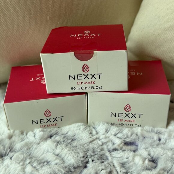 NEXXT Lip Mask - Set of 3 - Picture 1 of 5